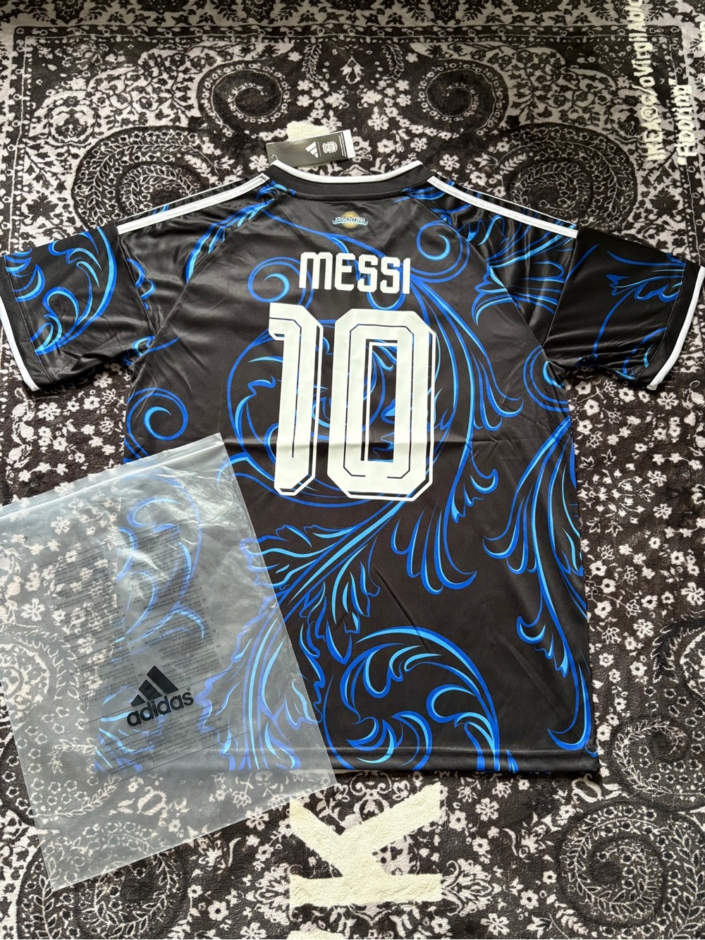 Argentina Lionel Messi #10 2026 World Cup Away Black Men's Jersey Size Men Small - Picture 2 of 4